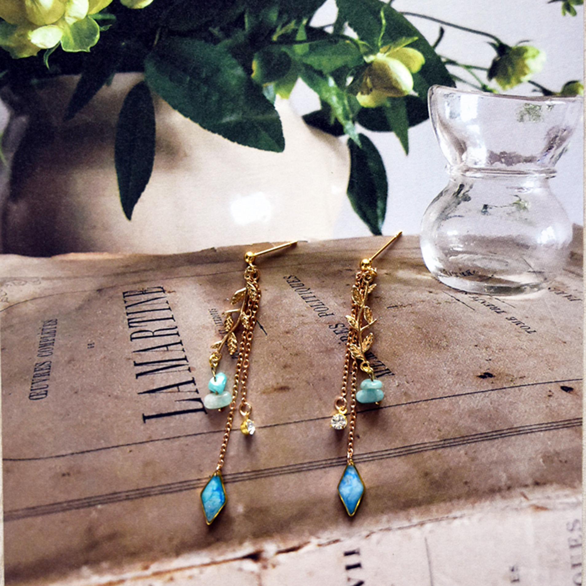 波打ち際に咲いた花A　海洋プラスチック　アップサイクル　アクセサリー　ブルー系