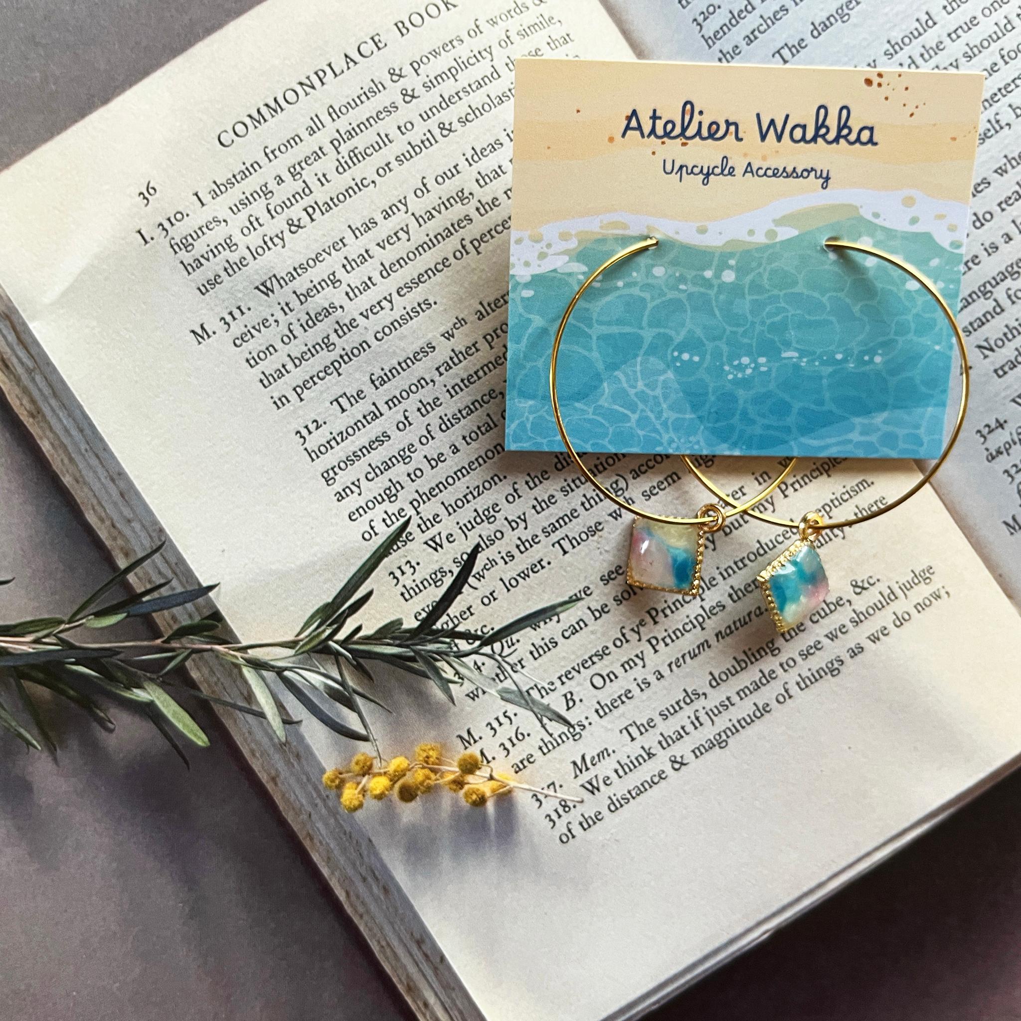 マーブルフープピアスA　海洋プラスチック　アップサイクル　アクセサリー　ピアス　ピンク系