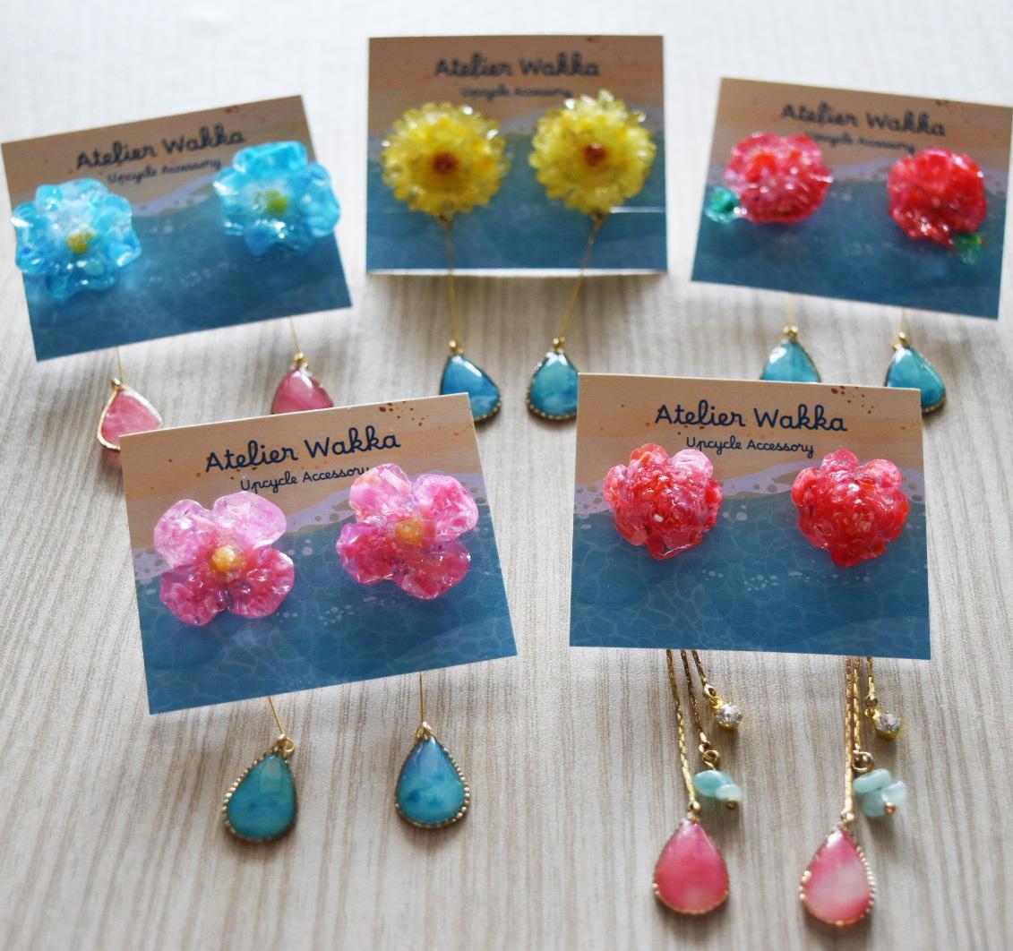 泡沫の花A 海洋プラスチック アップサイクル アクセサリー ピアス ブルー系 | 2枚目
