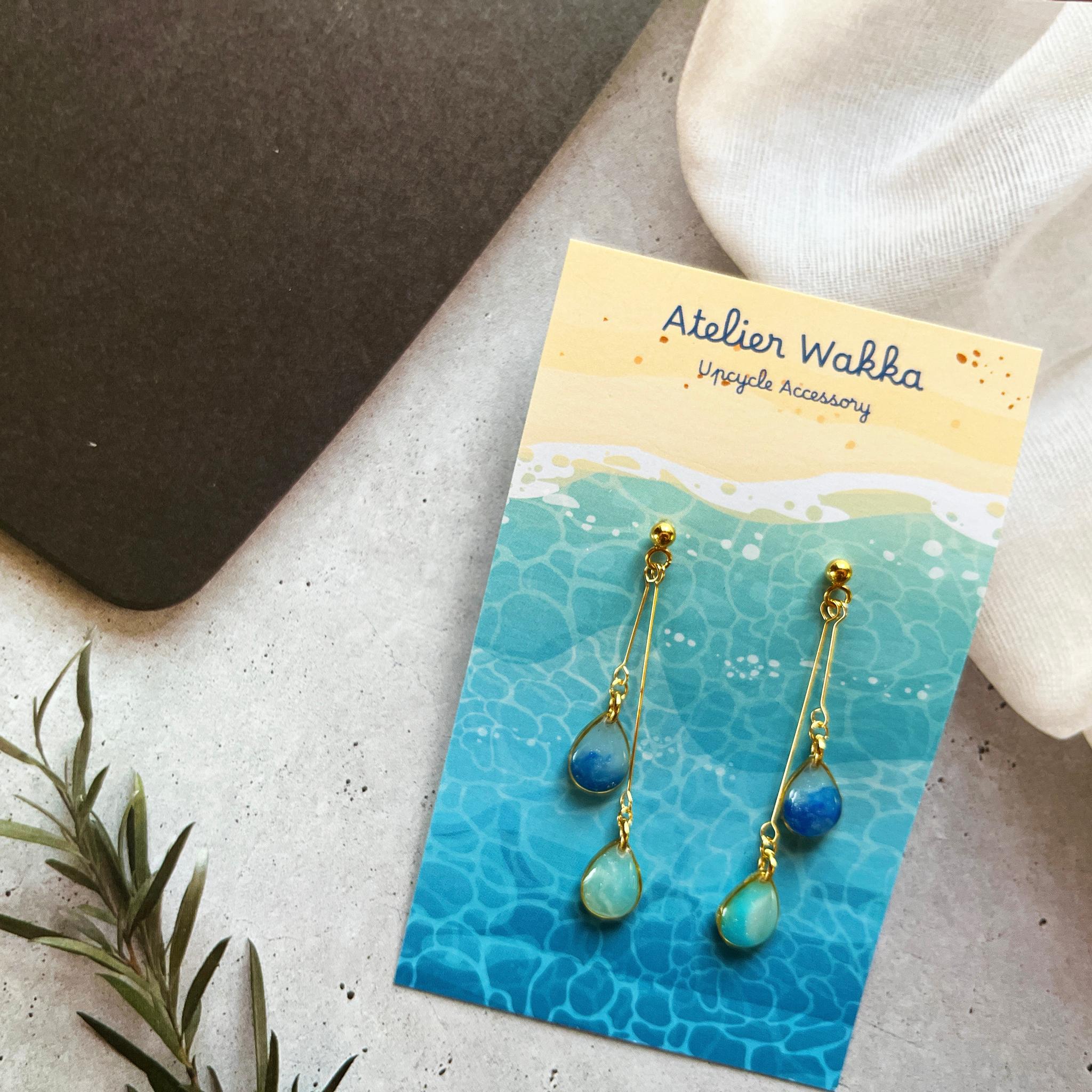 人魚の涙 海洋プラスチック アップサイクル アクセサリー ピアス ブルー系 | 2枚目