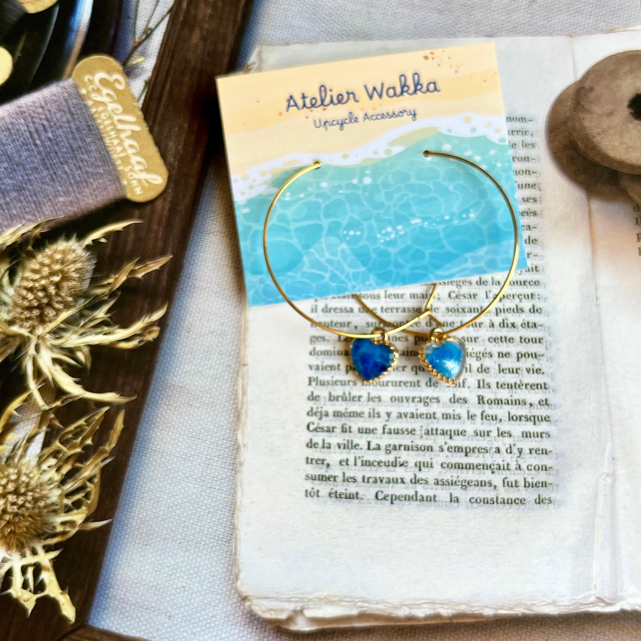 マーブルフープピアスB 海洋プラスチック アップサイクル アクセサリー ピアス ブルー系 | 3枚目